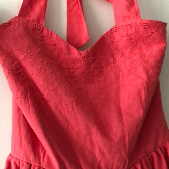 NWT Francesca’s Embroidered Halter Dress! - Picture 3 of 6
